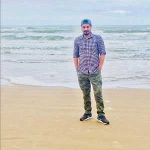 Meet your Posher, Malik